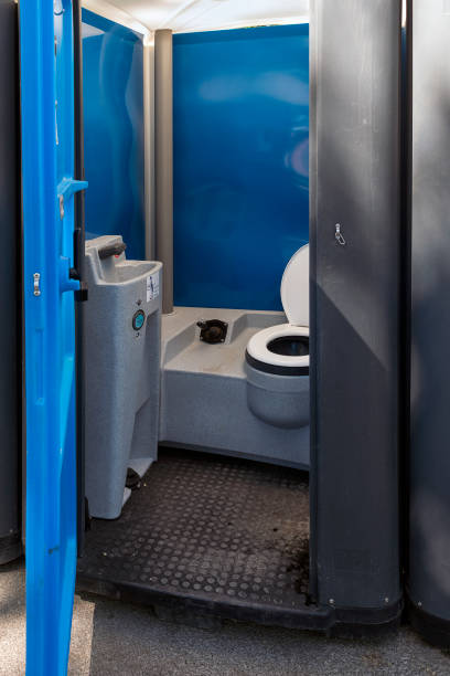 Best Porta potty delivery and setup  in Tinton Falls, NJ